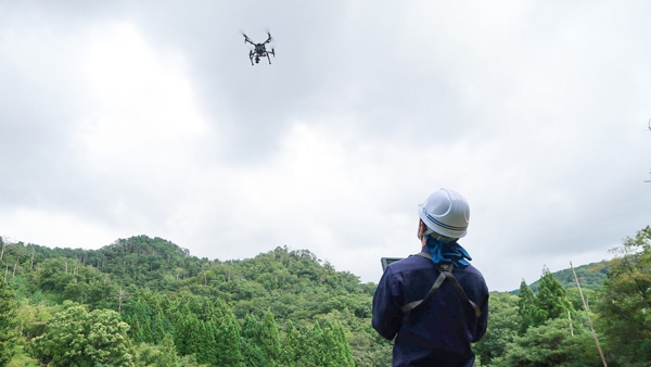 空中写真測量の様子